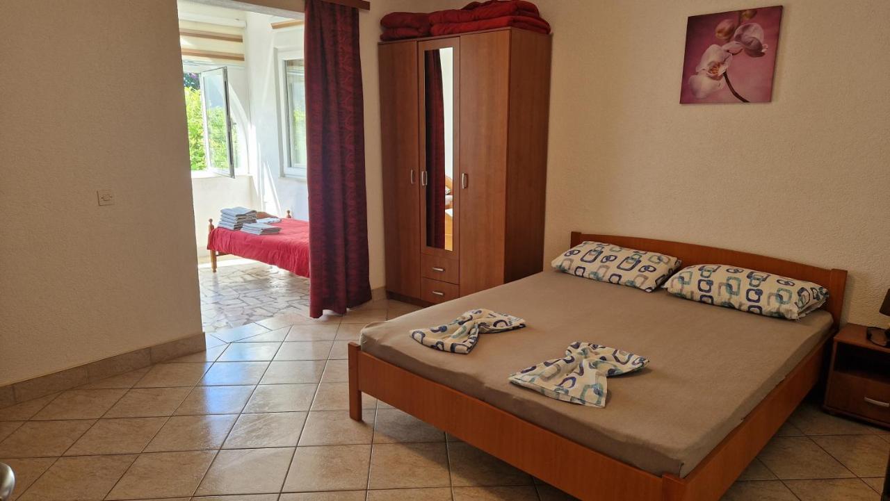 Apartments Alma Оребич Екстер'єр фото