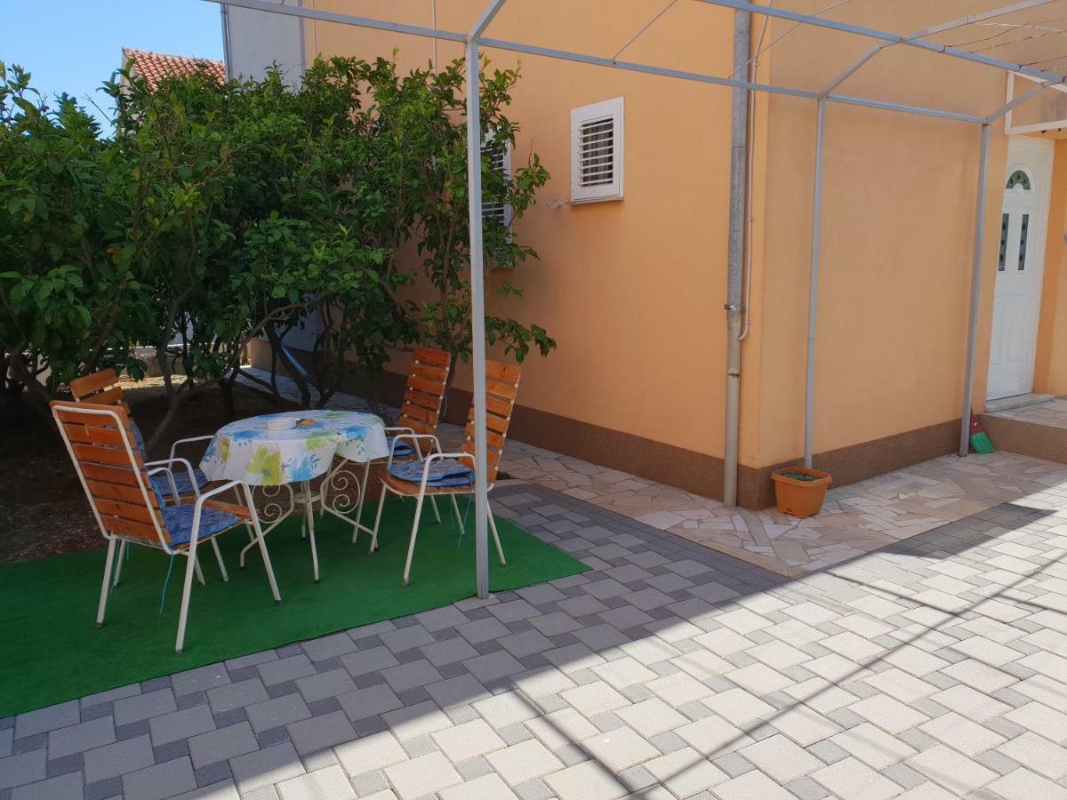 Apartments Alma Оребич Екстер'єр фото